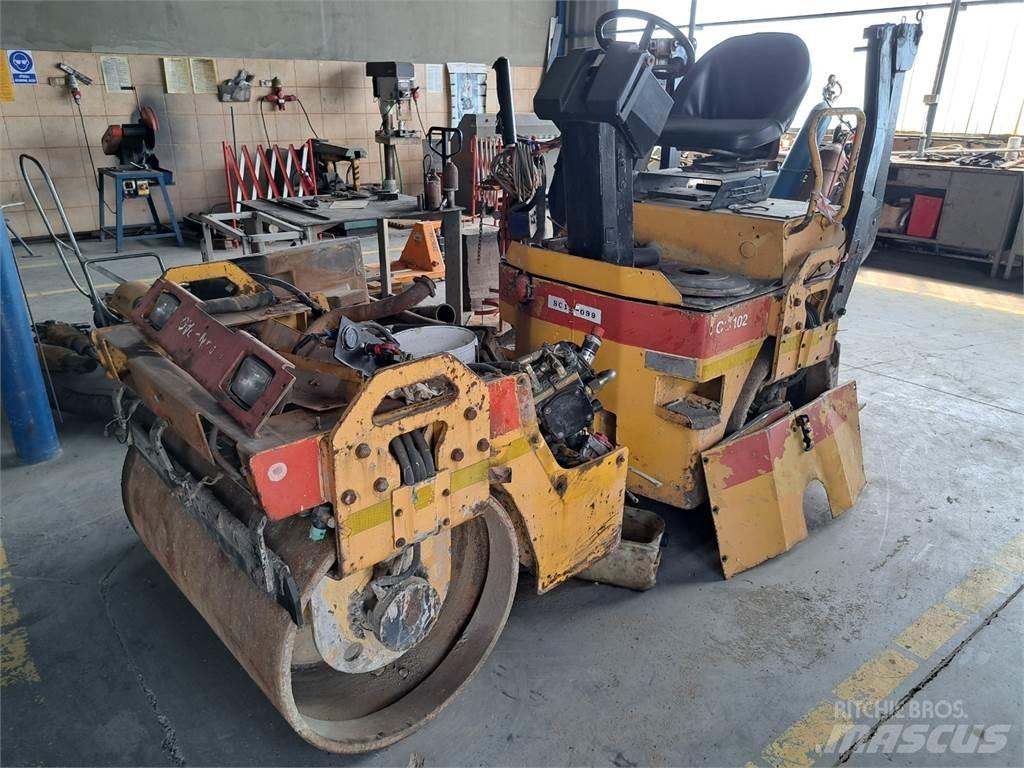 Dynapac CC102 Ostalo za građevinarstvo