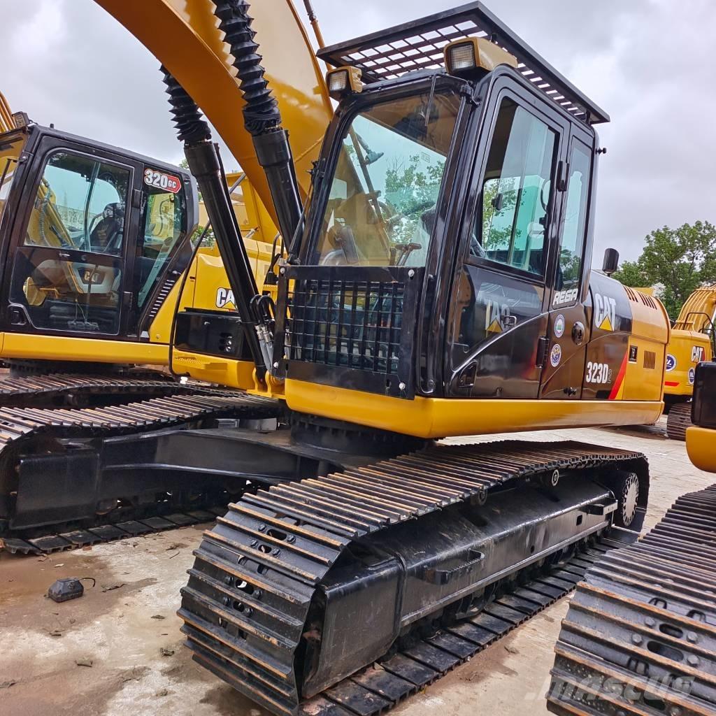 CAT 323 D Bageri guseničari