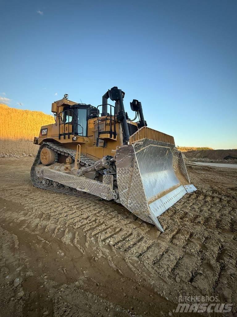 CAT D 10 T Buldožeri guseničari
