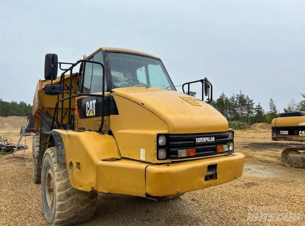CAT 730 Zglobni damperi