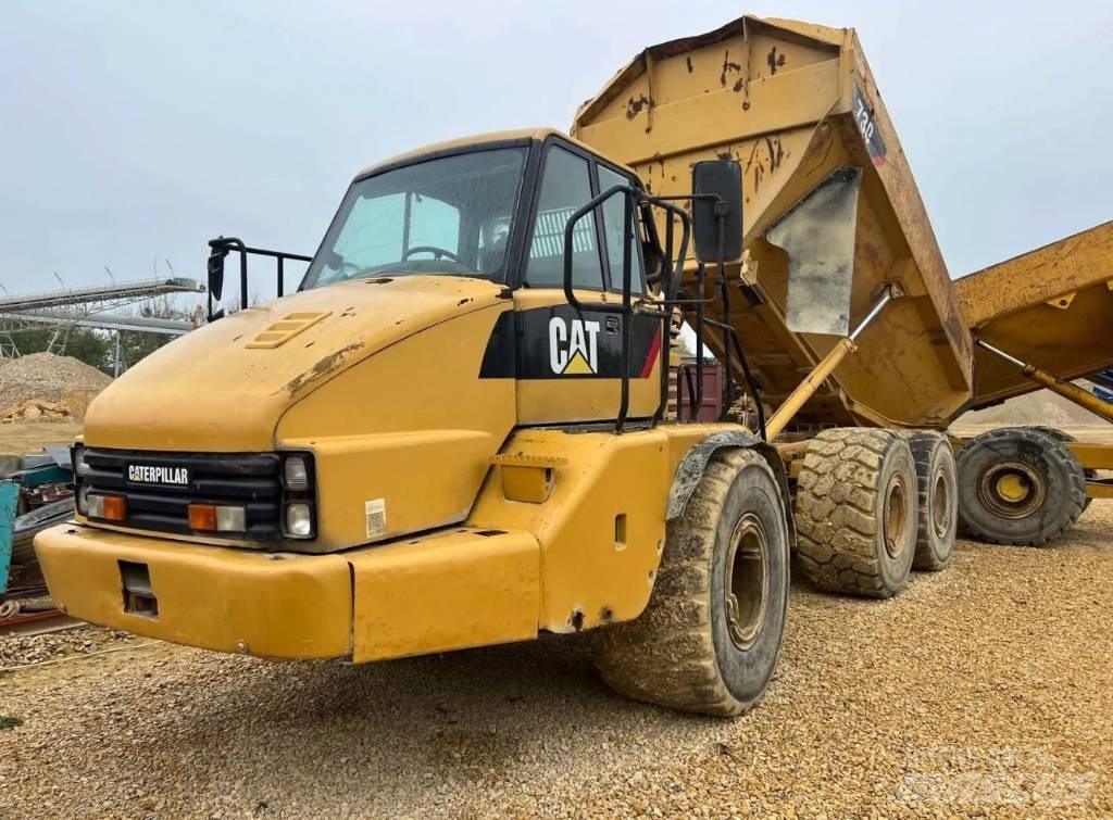 CAT 730 Zglobni damperi