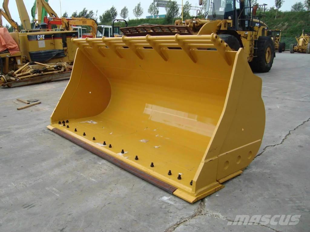 CAT 980M Kašike / Korpe