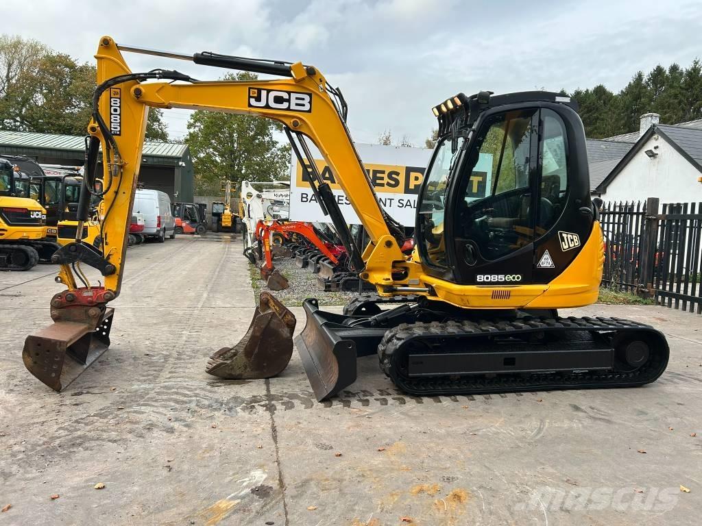 JCB 8085 ZTS Midi bageri 7t – 12t