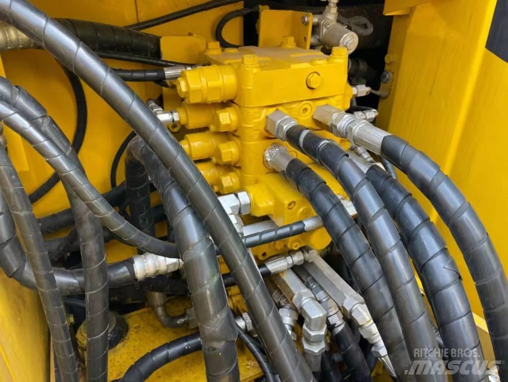 Komatsu PC 120 Bageri guseničari