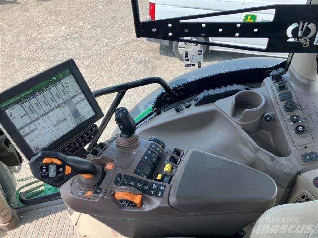 John Deere 6155R Traktori