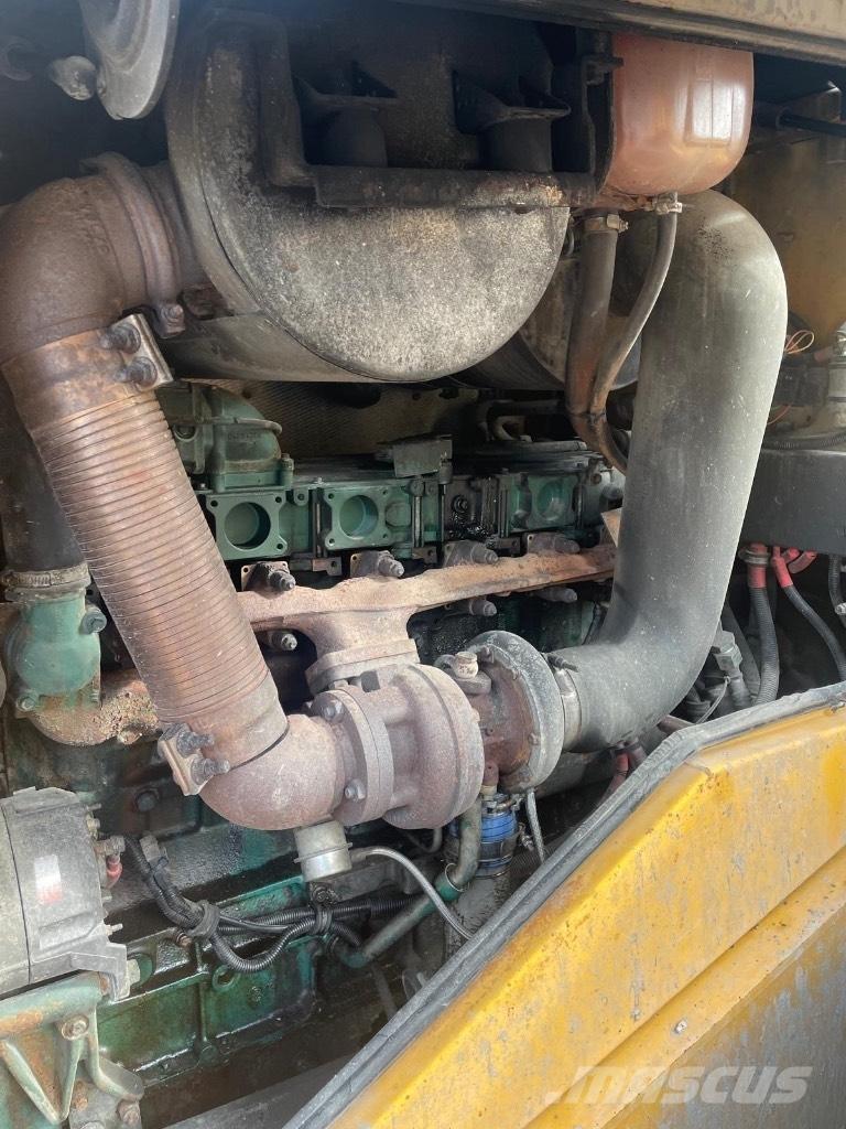Volvo L 120 E Utovarivači na točkove