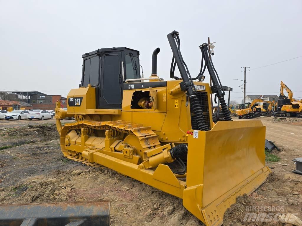 CAT D 7 G Buldožeri guseničari