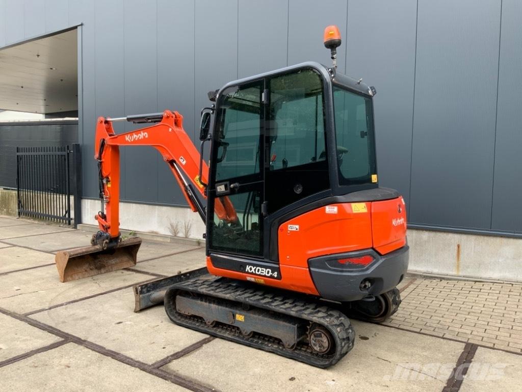 Kubota KX 030-4 Mini bageri < 7t