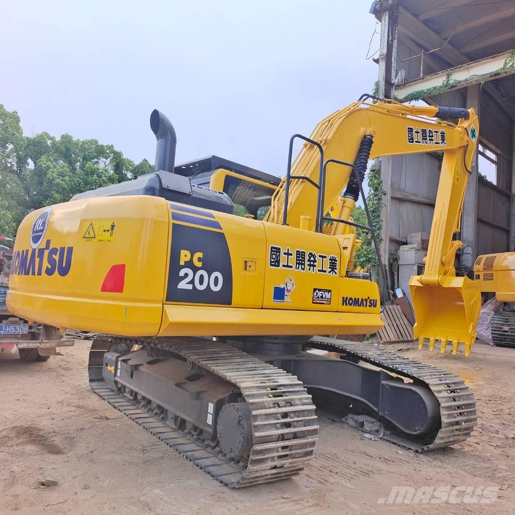 Komatsu PC 200 Bageri guseničari