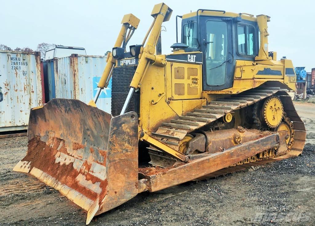CAT D 6 R II Buldožeri guseničari