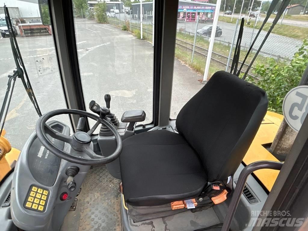 Volvo L 40 B Utovarivači na točkove