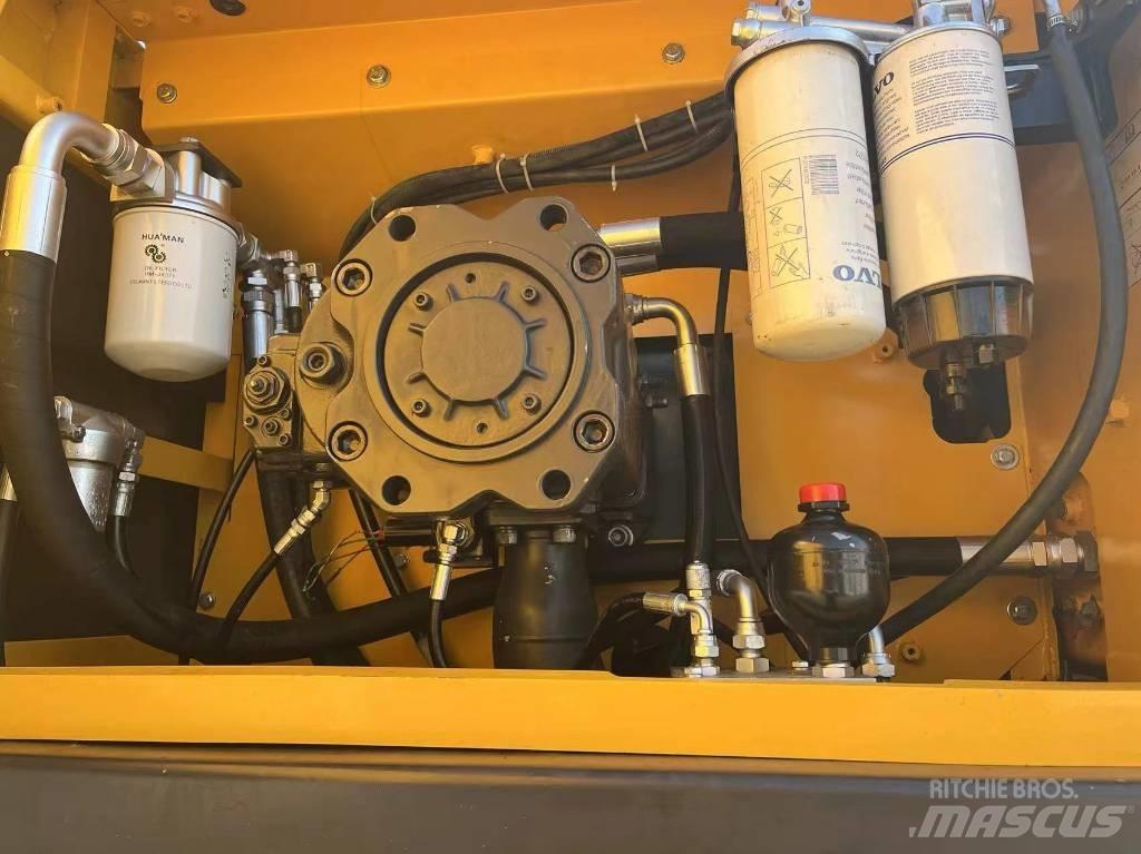 Volvo EC360DL Bageri guseničari