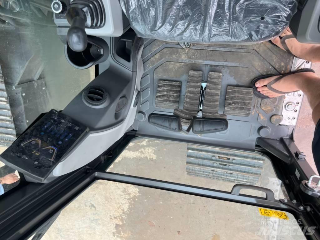 XCMG XE200GH Bageri guseničari