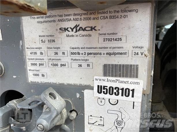 SkyJack SJ III 3226 Makazaste platforme