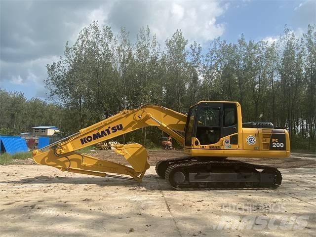 Komatsu PC200-8 Bageri guseničari