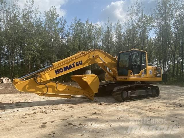 Komatsu PC200-8 Bageri guseničari