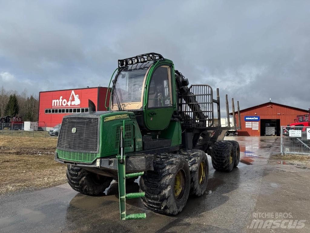 John Deere 1010 E Forvarderi