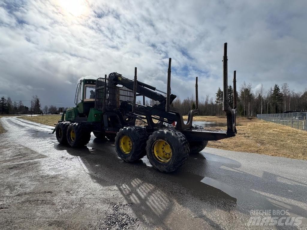 John Deere 1010 E Forvarderi