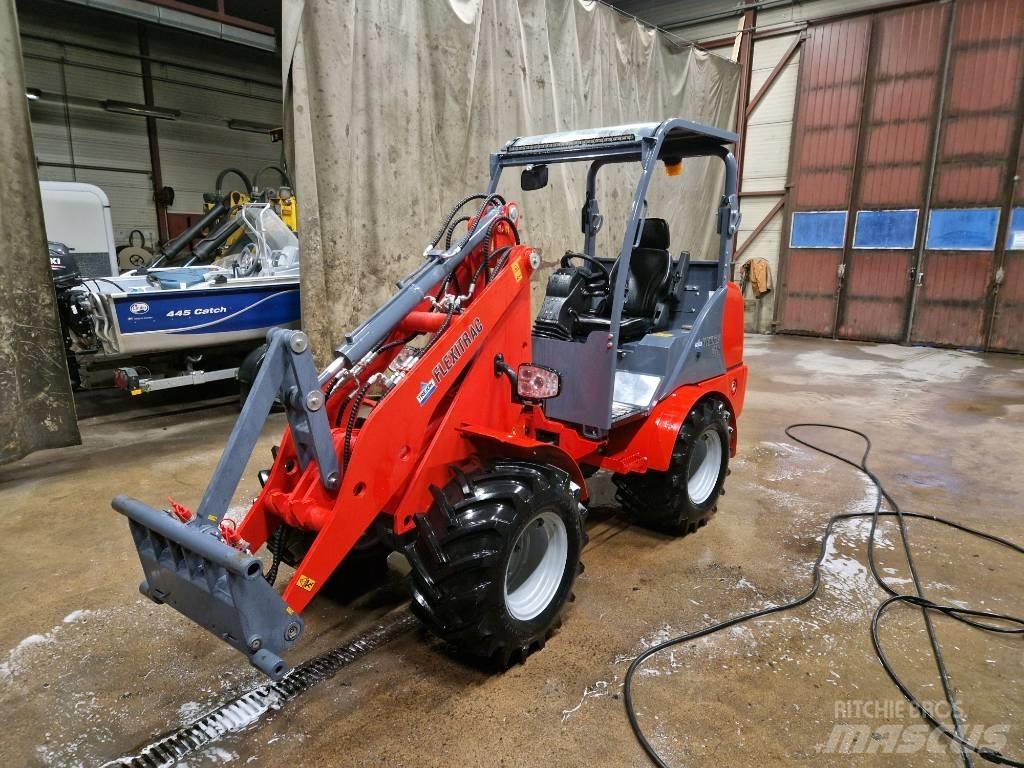 Flexitrac 1226 Višenamenski utovarivači