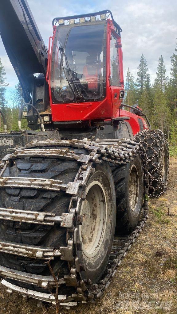 Komatsu 951 Harversteri