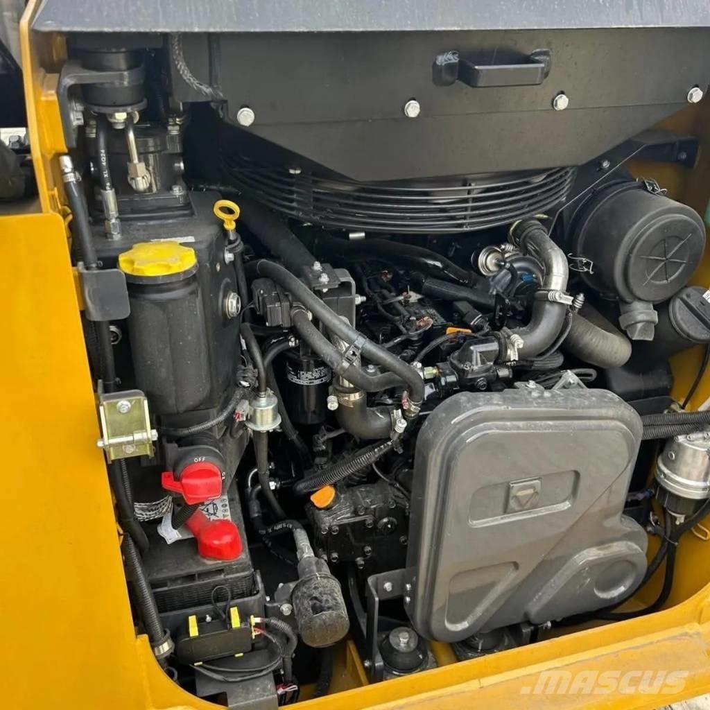 XCMG XC7-TV12 Skid steer mini utovarivači