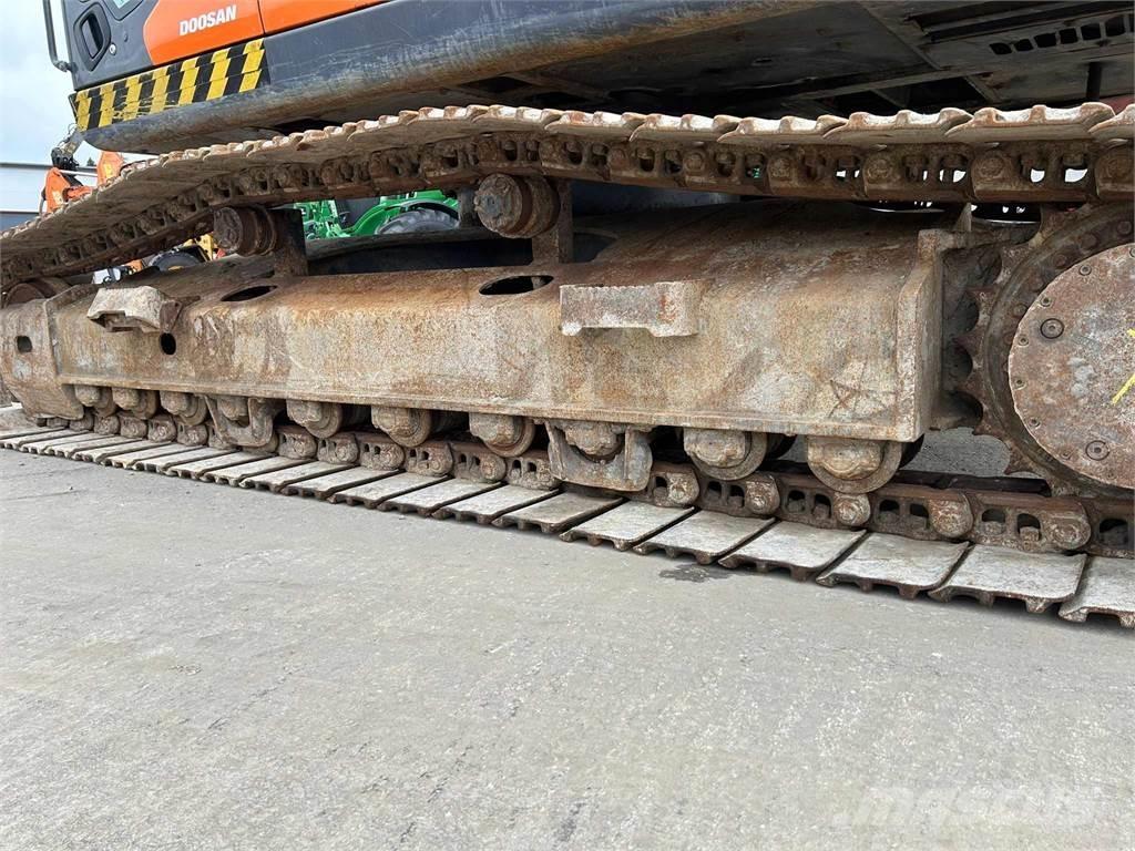 Doosan DX255LC-5 Bageri guseničari