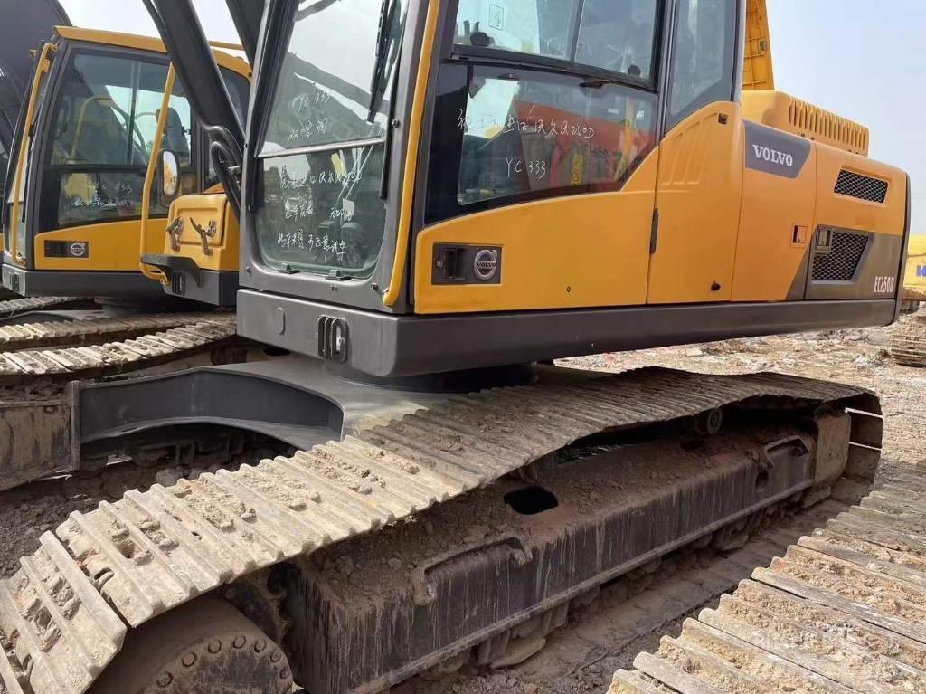 Volvo EC250 Bageri guseničari