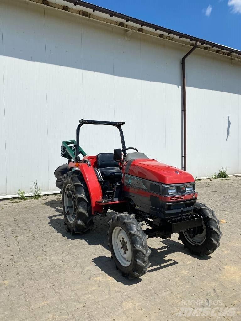 Mitsubishi MTR300 Manji traktori