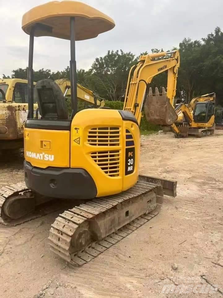 Komatsu PC 30 Bageri guseničari