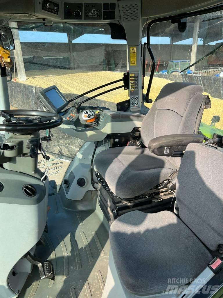 CLAAS Axion 930 Traktori