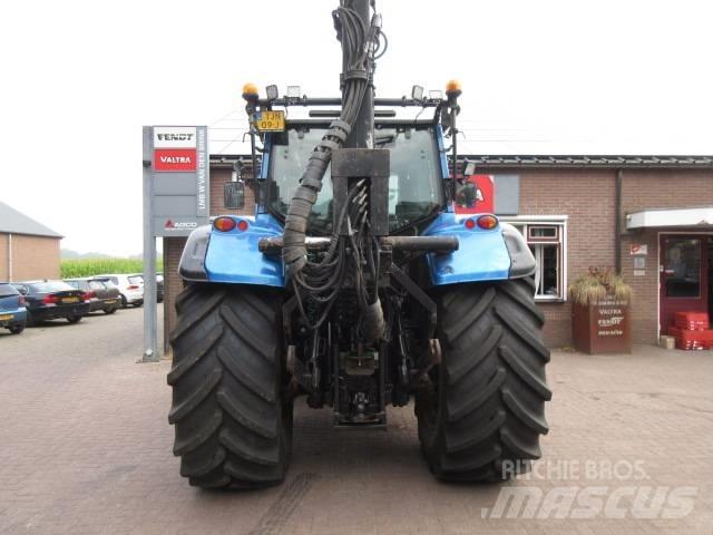 Valtra T202D Traktori