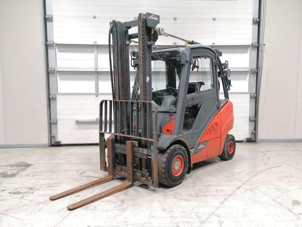 Linde H30D-02 Dizelski viljuškari