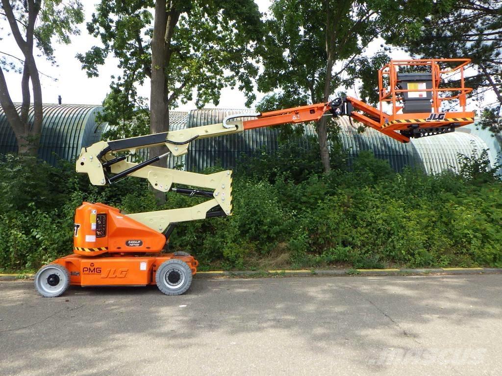JLG E400AJPN Zglobne podizne platforme