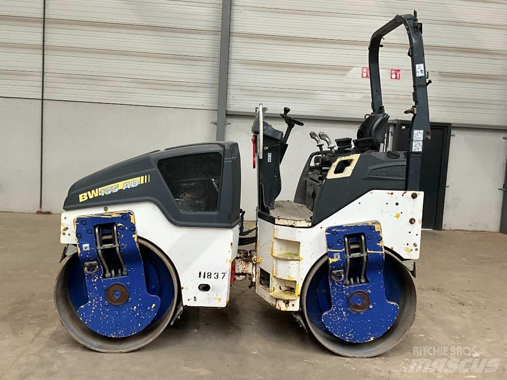 Bomag BW 135 AD-5 Valjci sa duplim bubnjem