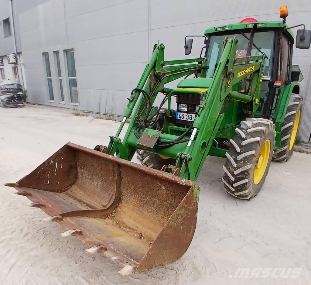 John Deere 6110 Traktori