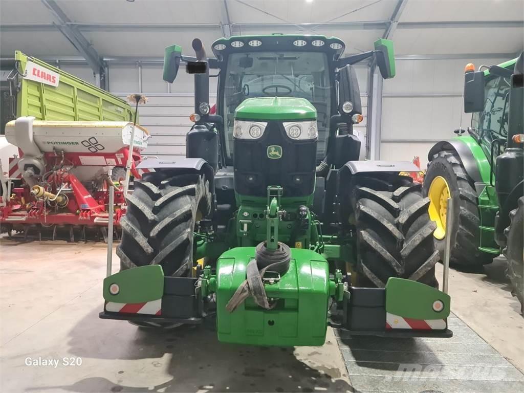 John Deere 6R 230 Traktori