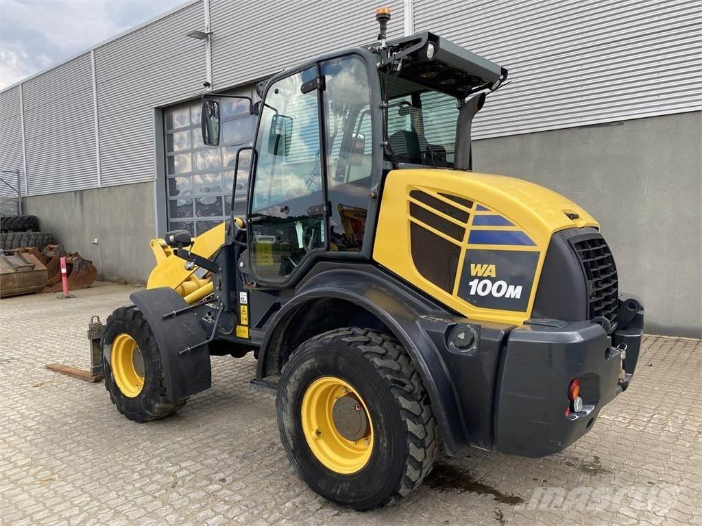 Komatsu WA100-7 Višenamenski utovarivači