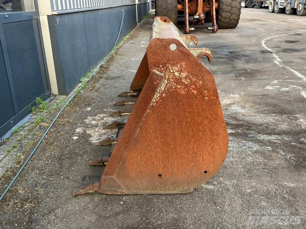  Onbekend WG-2400 Kašike / Korpe