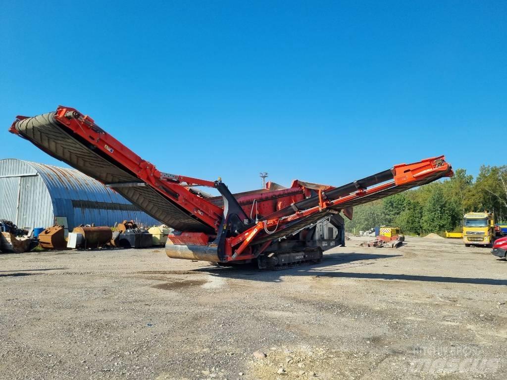 Sandvik QE 441 Mobilna sita