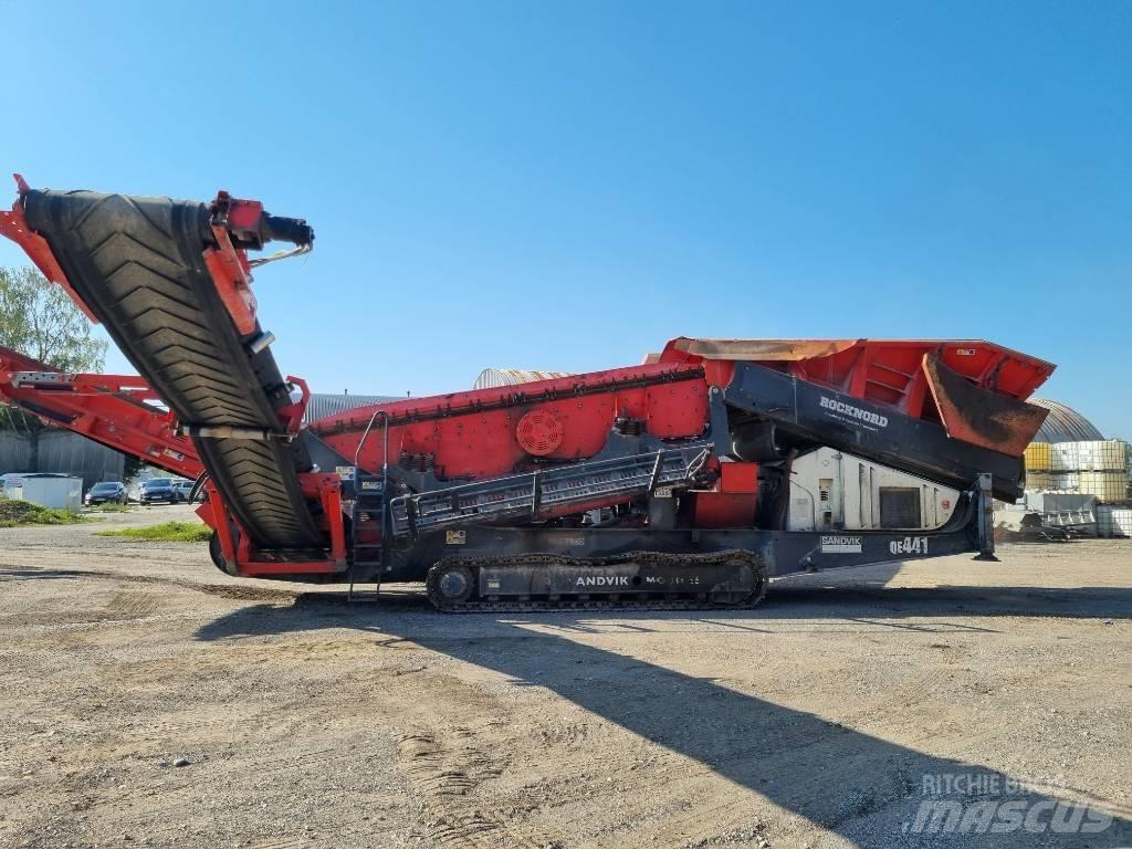 Sandvik QE 441 Mobilna sita