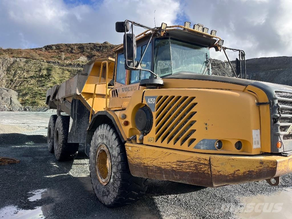 Volvo A 25 D Zglobni damperi