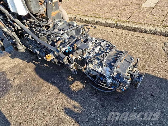  Transmission 8209 Ostale kargo komponente