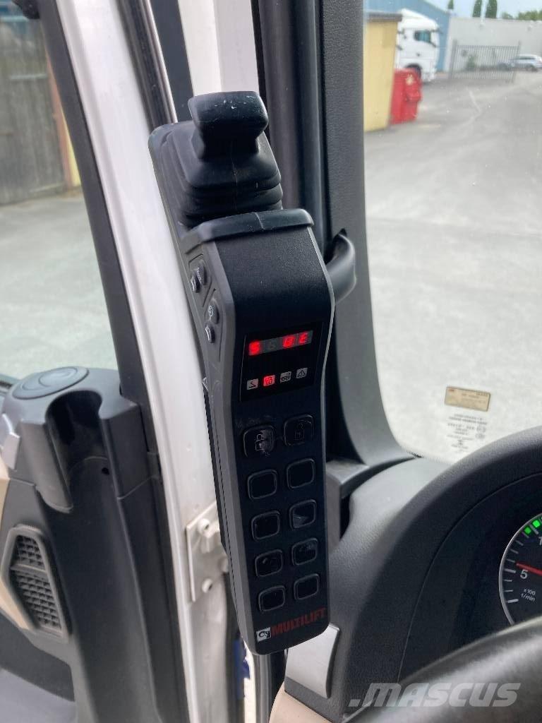 MAN TGX 26.500 6X2 Rol kiper kamioni sa kukom za podizanje tereta