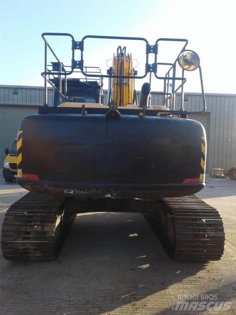 JCB JS220LC Bageri guseničari