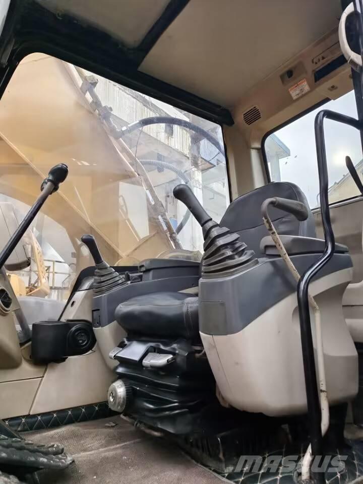 CAT 325C Bageri guseničari