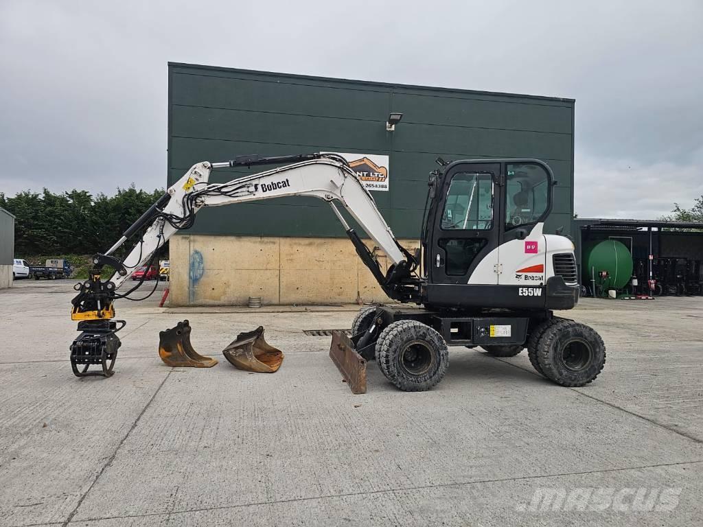 Bobcat E 55 W Bageri točkaši