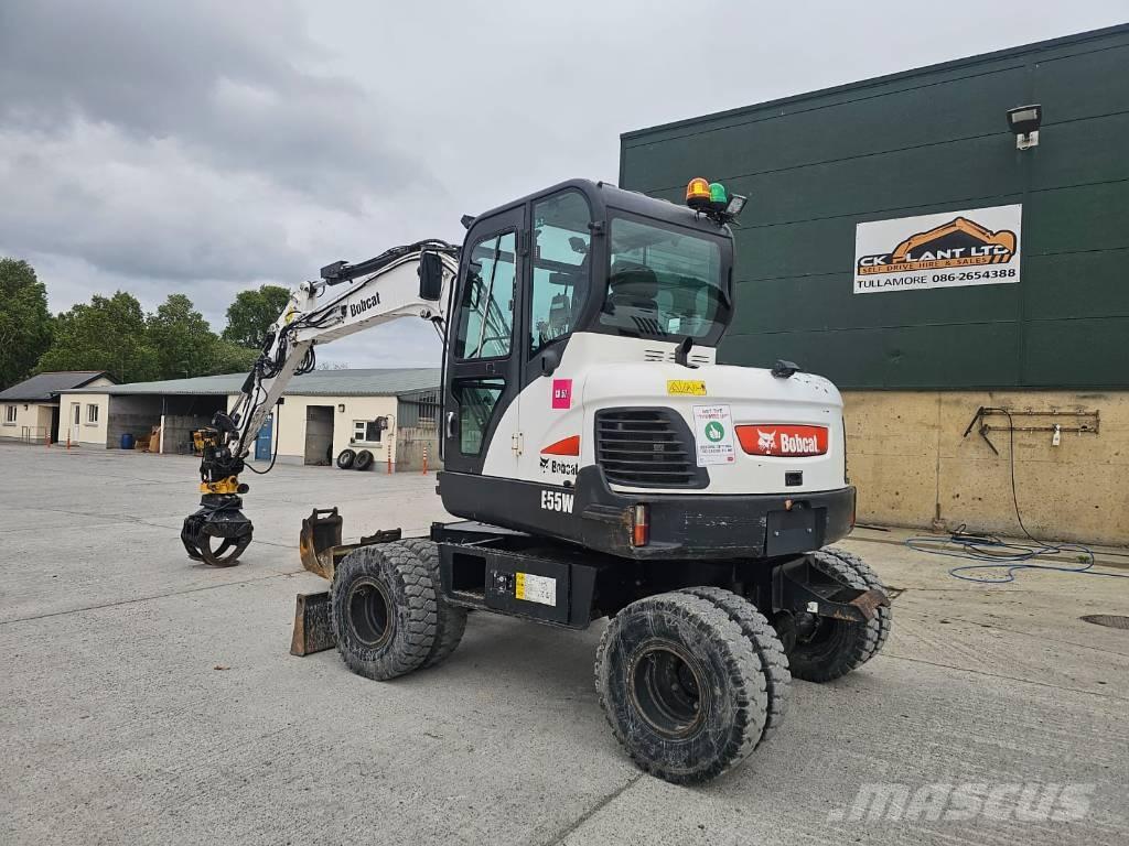 Bobcat E 55 W Bageri točkaši