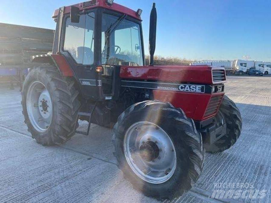 CASE 956XL Traktori