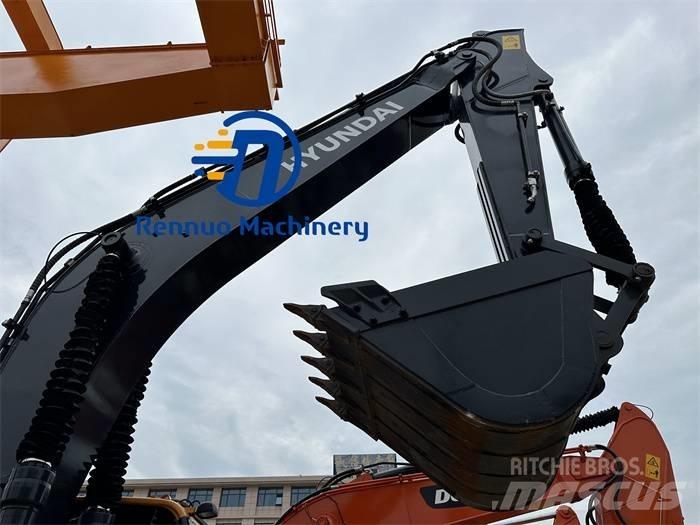 Hyundai R220-9S Bageri guseničari