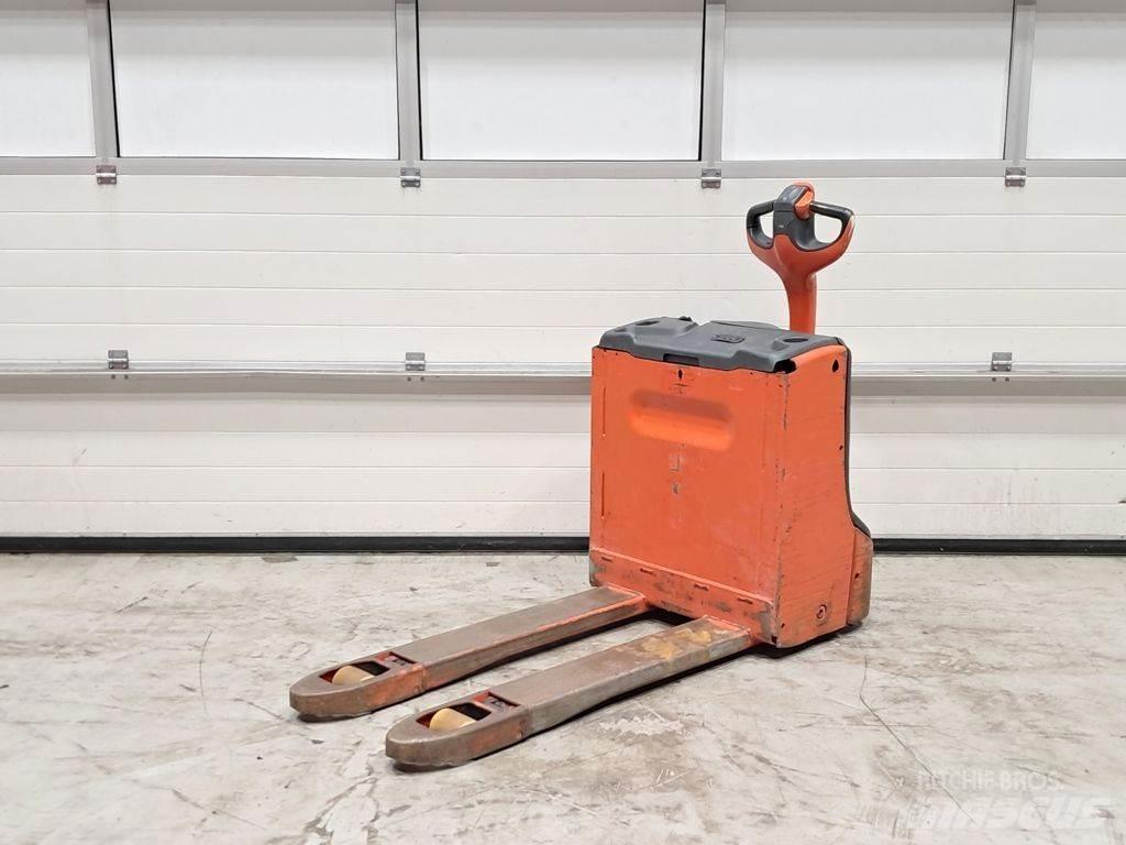 Linde T16 Ručni paletar
